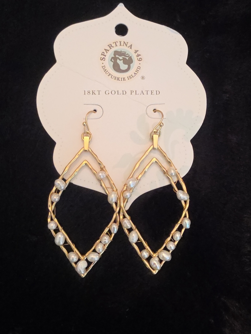 Spartina gold tone and Pearl Earrings NWT